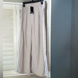 NEW S Women's adidas Essentials 3-Stripes Woven Parachute Sportswear Pants WIDE